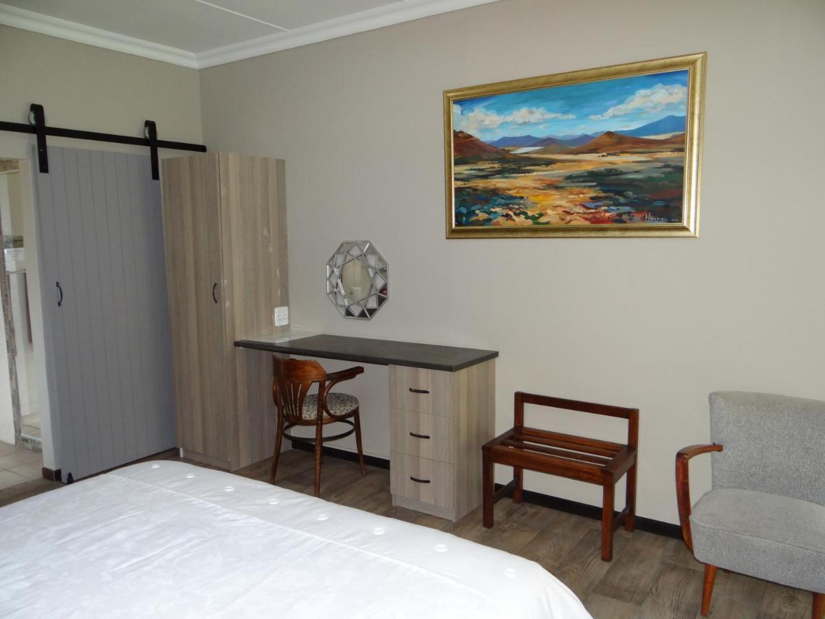 La Paix Guesthouse Beaufort West Exterior foto