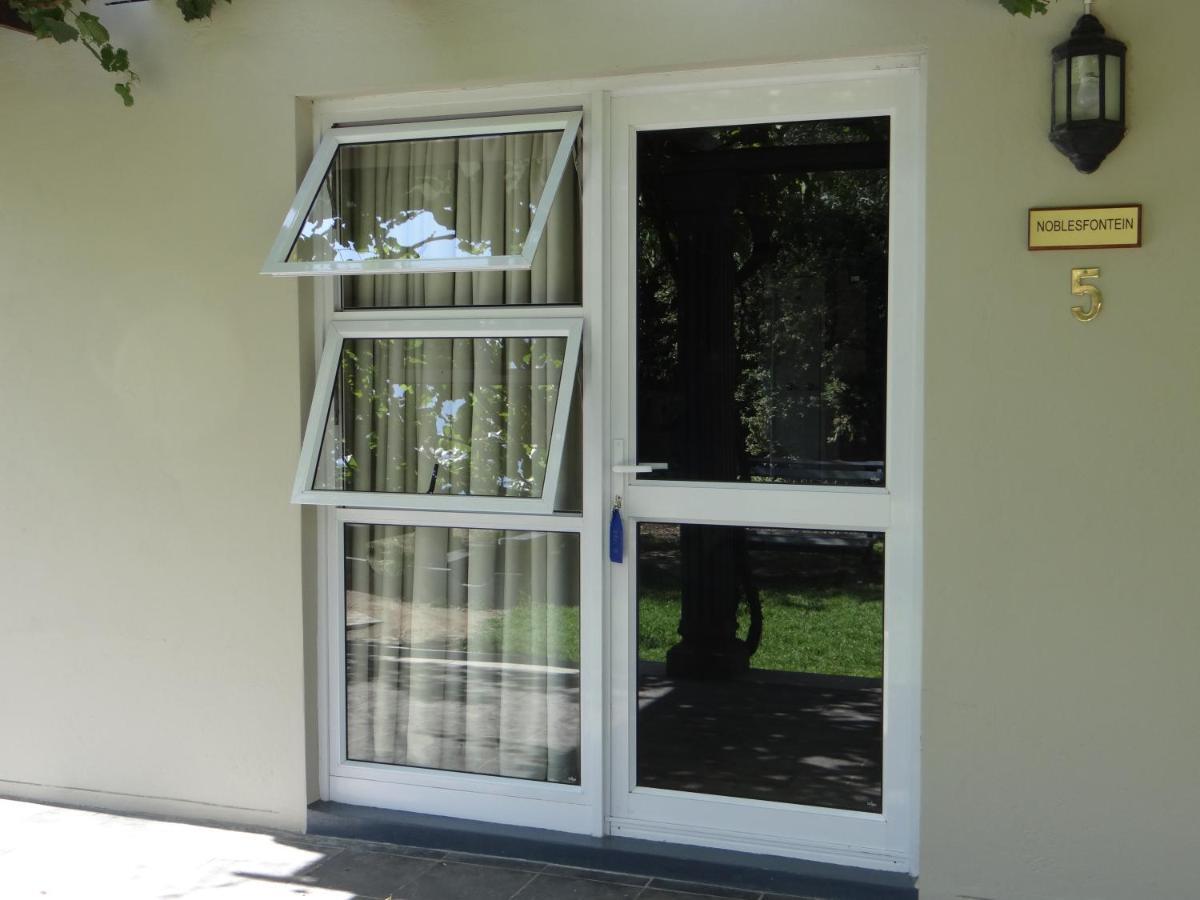 La Paix Guesthouse Beaufort West Exterior foto