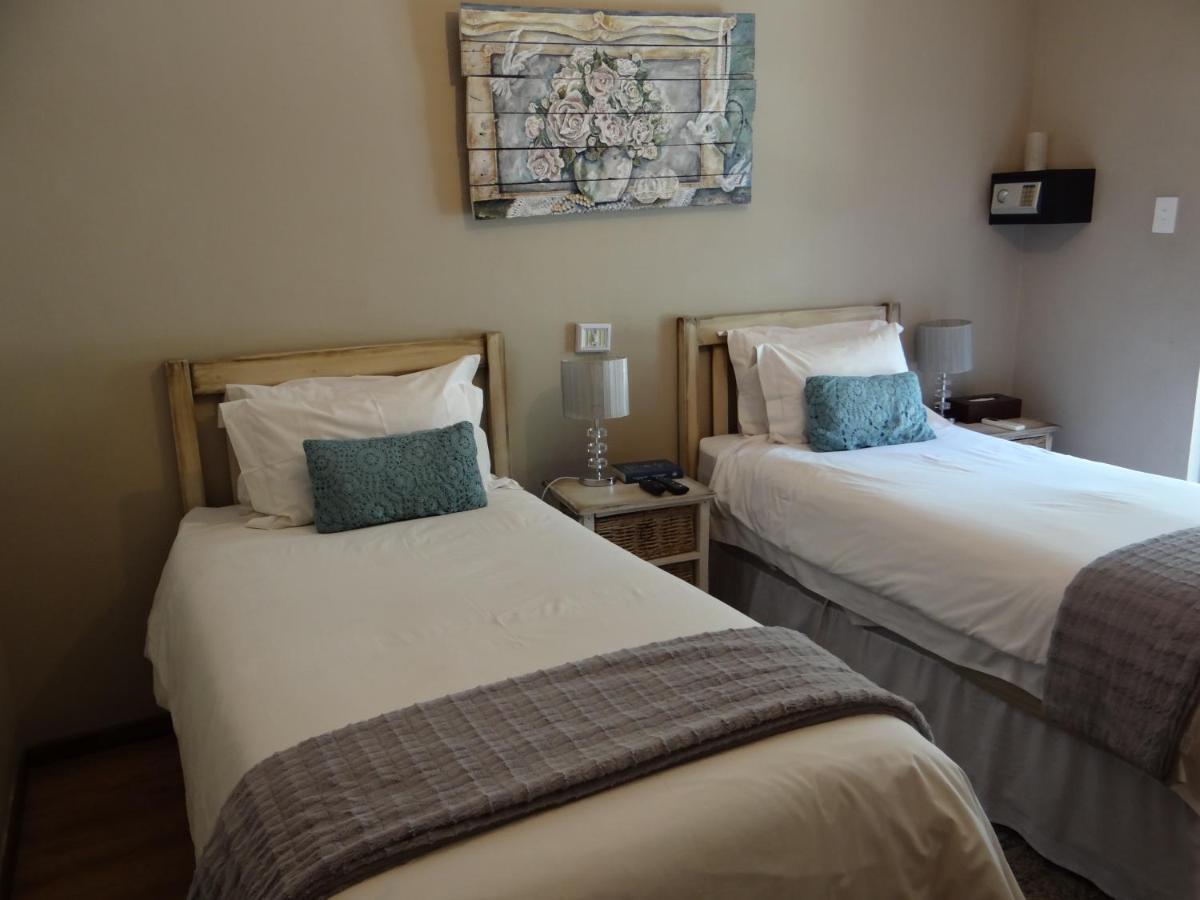 La Paix Guesthouse Beaufort West Exterior foto